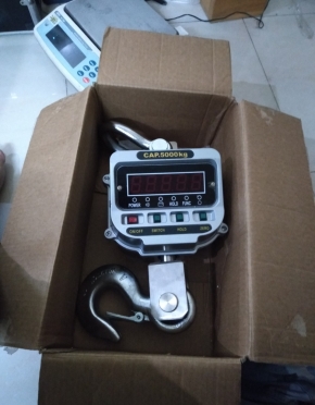 Phân phối Nhập khẩu & Bán lẻ
