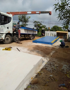 Vận chuyển lắp đặt